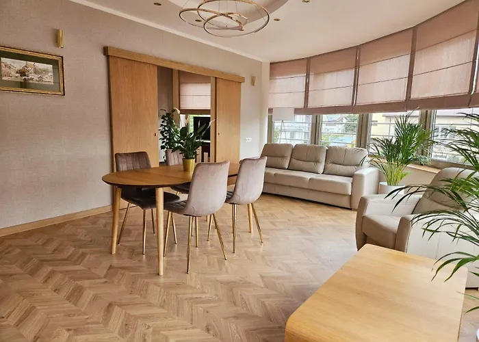 Restauracja Przystan Zajazd *